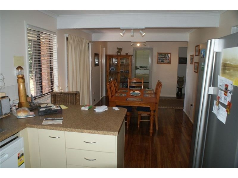 2 Flagstone Creek Road, Middle Ridge QLD 4350