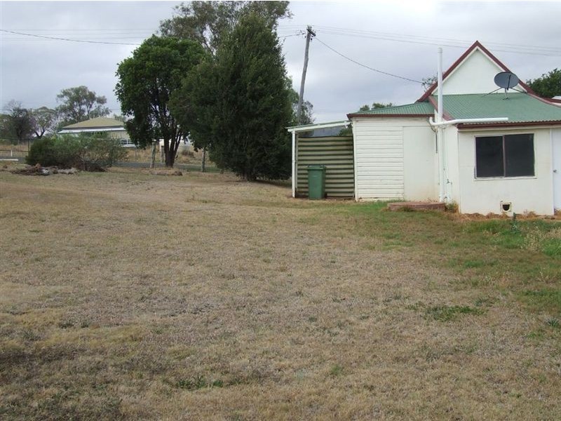 10 Hirst Street, Greenmount QLD 4359