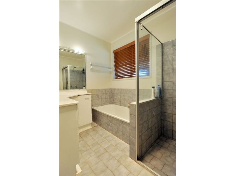 21 Redwood Street, Newtown QLD 4350