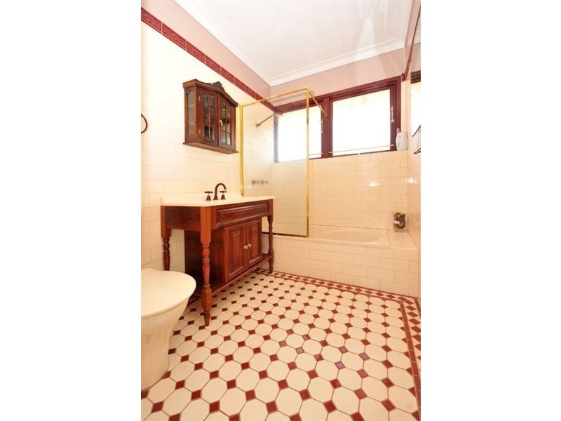 32 Cohoe Street, Rangeville QLD 4350