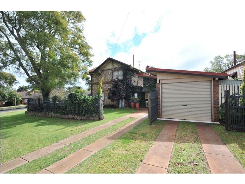 32 Cohoe Street, Rangeville QLD 4350