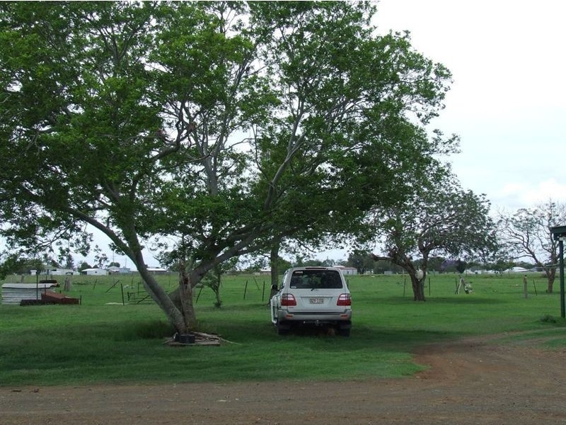 - Oakey Road, Toowoomba QLD 4350