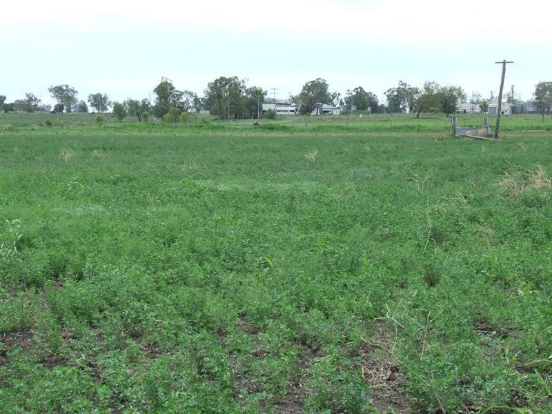 - Oakey Road, Toowoomba QLD 4350