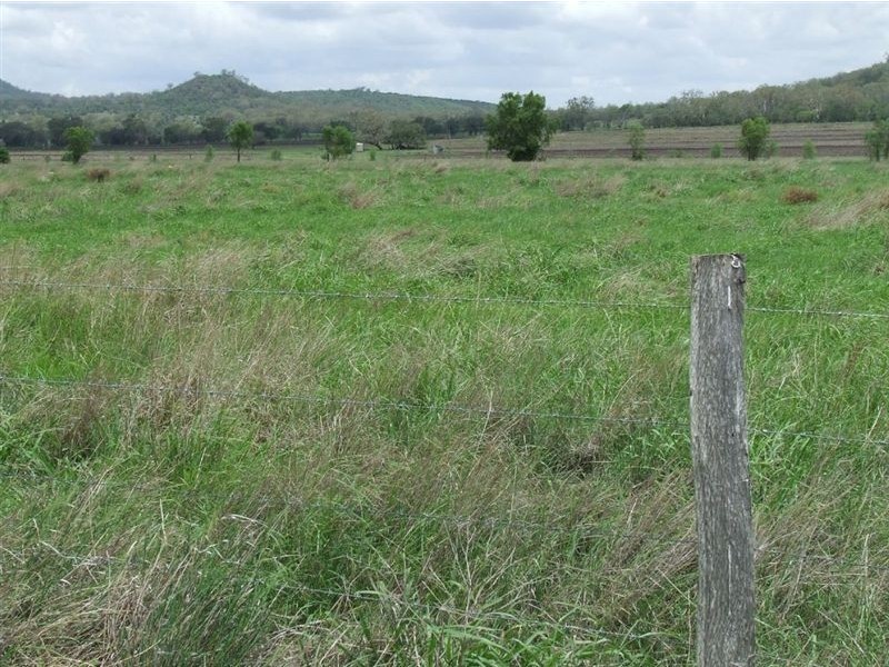 - Oakey Road, Toowoomba QLD 4350