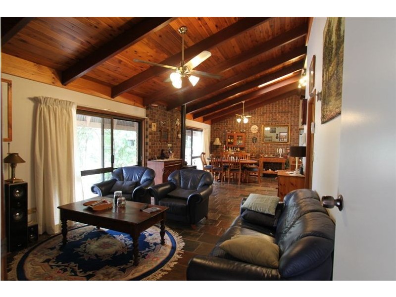 15 O’Brien Road, Highfields QLD 4352