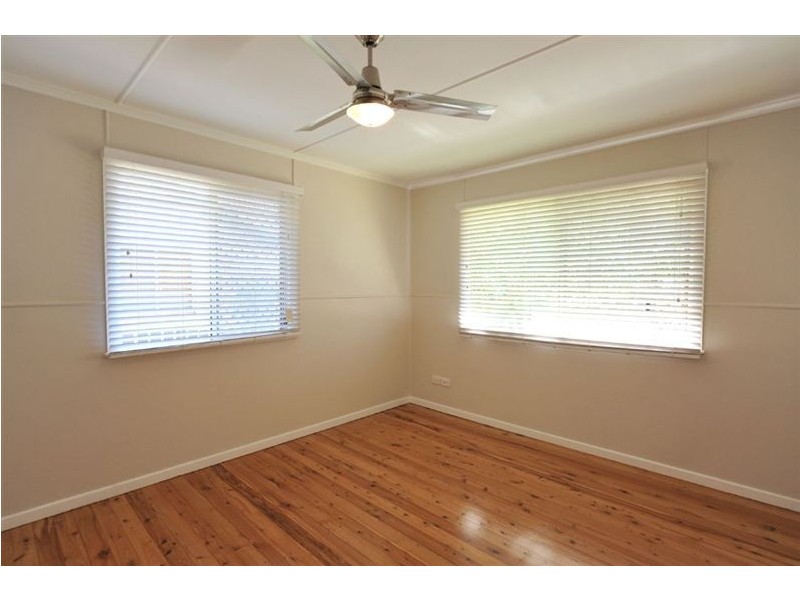 25 Noll Street, Kearneys Spring QLD 4350