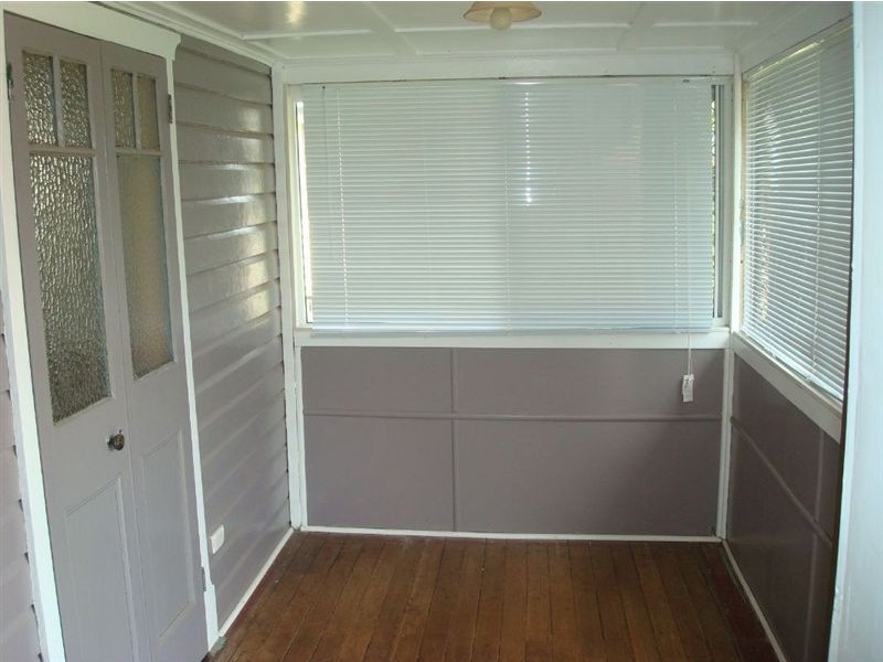 14 Charlotte Street, Newtown QLD 4350