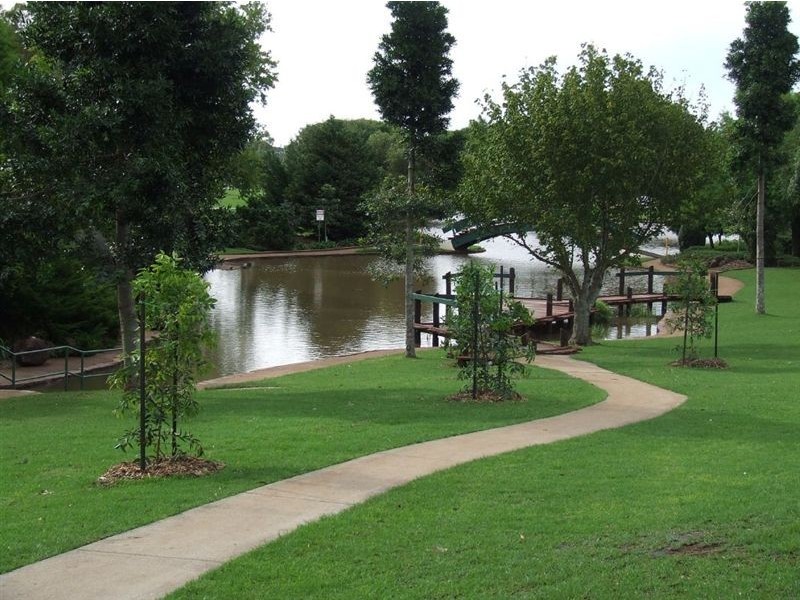 73 Long Street, Rangeville QLD 4350