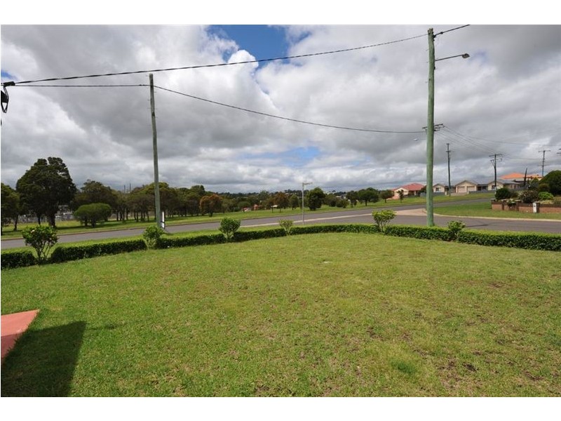 1 Bunya Street, Kearneys Spring QLD 4350