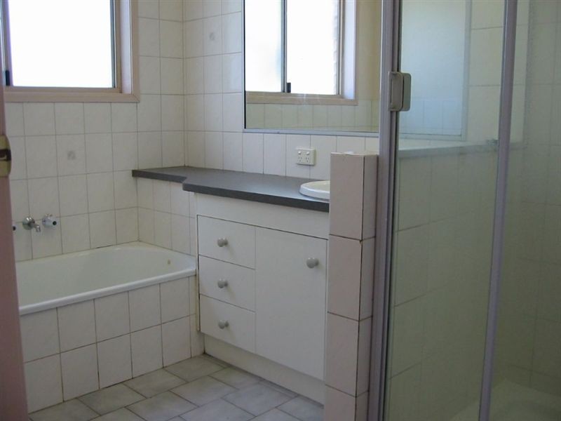 10 Silver Gum Court, Glenvale QLD 4350