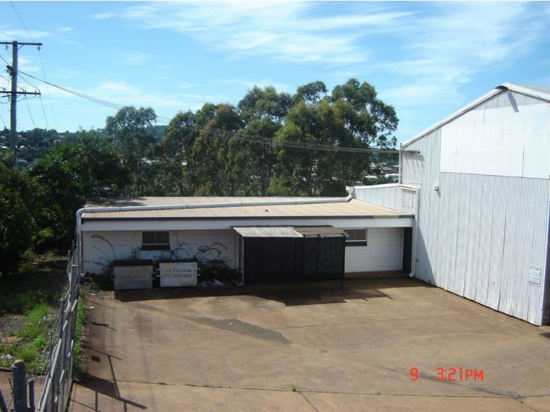 20 Thackery Street, Rockville QLD 4350