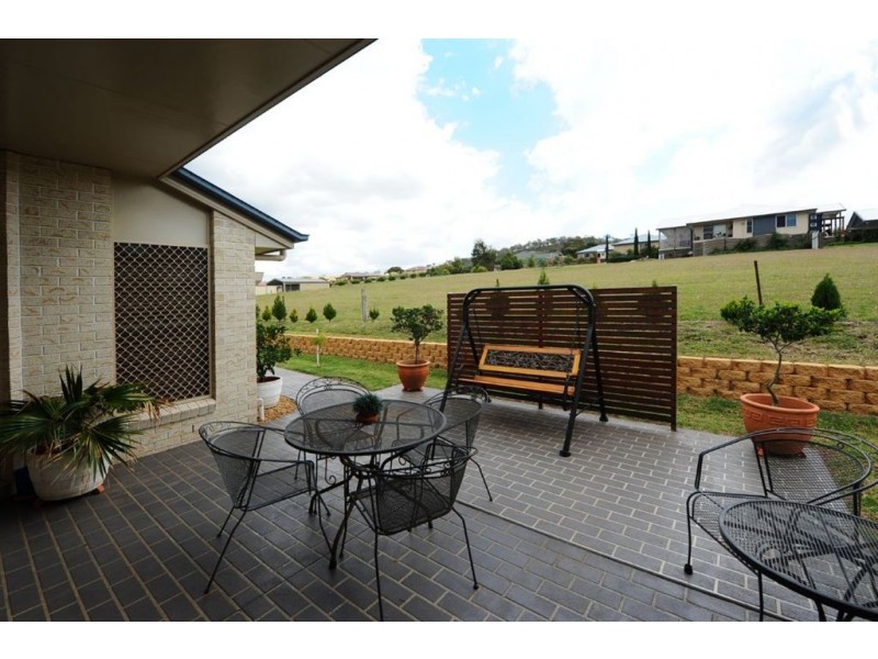 9 Freylings Rd, Hodgson Vale QLD 4352