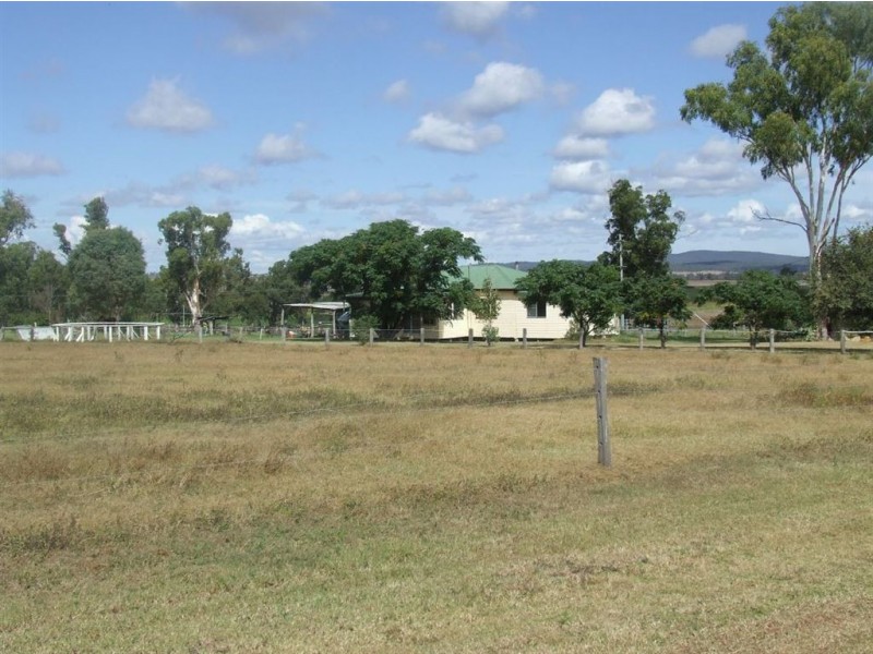 230 Coupe Road, Clifton QLD 4361
