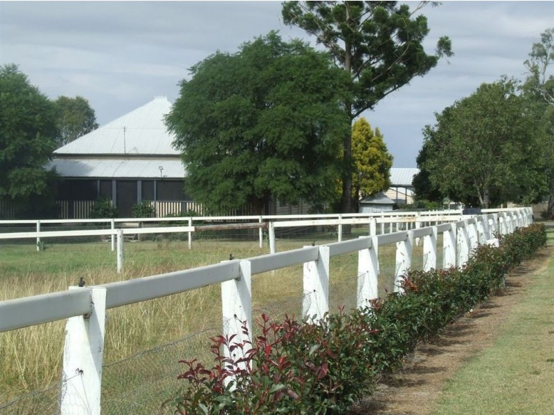 174 Purcell Road, Southbrook QLD 4363