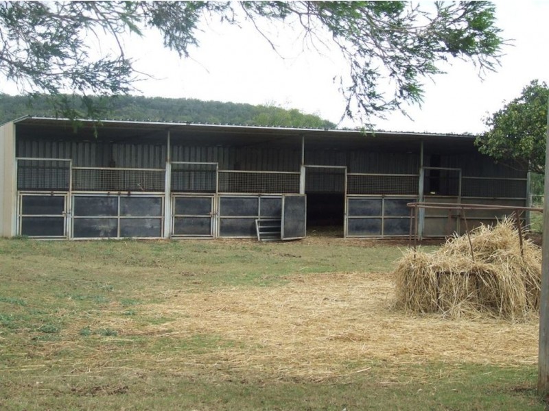 520 Knust Road, Mount Tyson QLD 4356