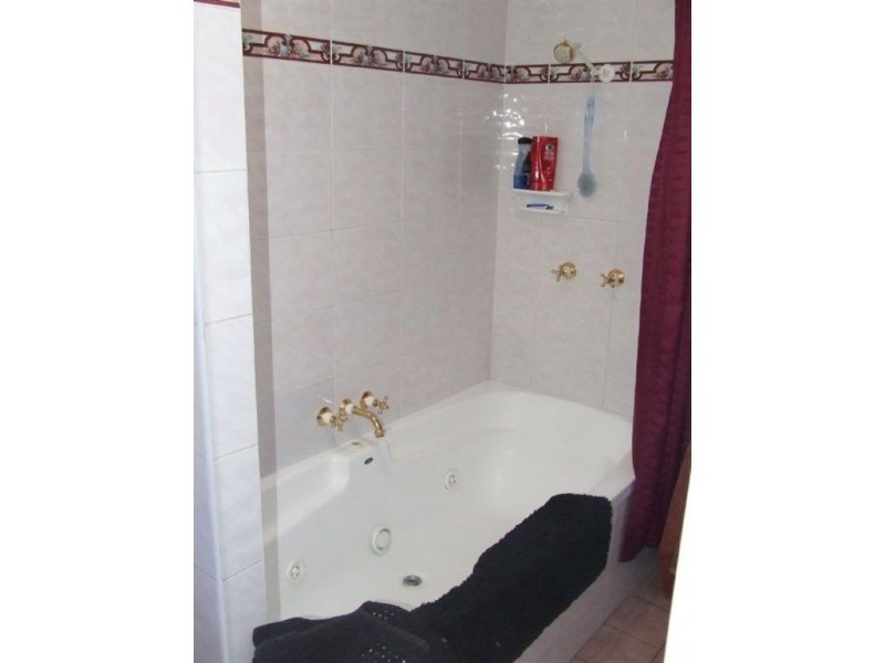 53 Vanity Street, Rockville QLD 4350