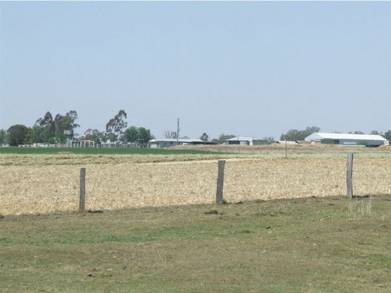 11985 Warrego Highway, Oakey QLD 4401