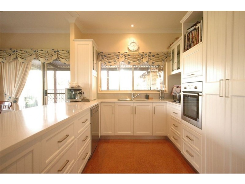 4 Hodgson Street, Greenmount QLD 4359