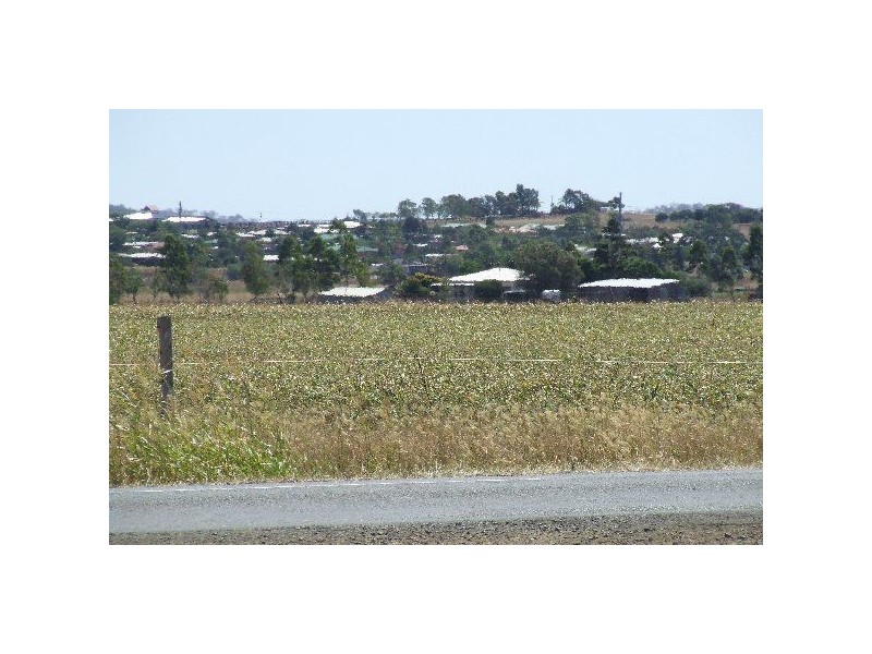 4 Hodgson Street, Greenmount QLD 4359