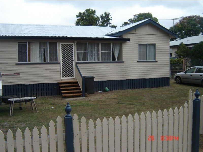 14 Cheetham Street, Cecil Plains QLD 4407