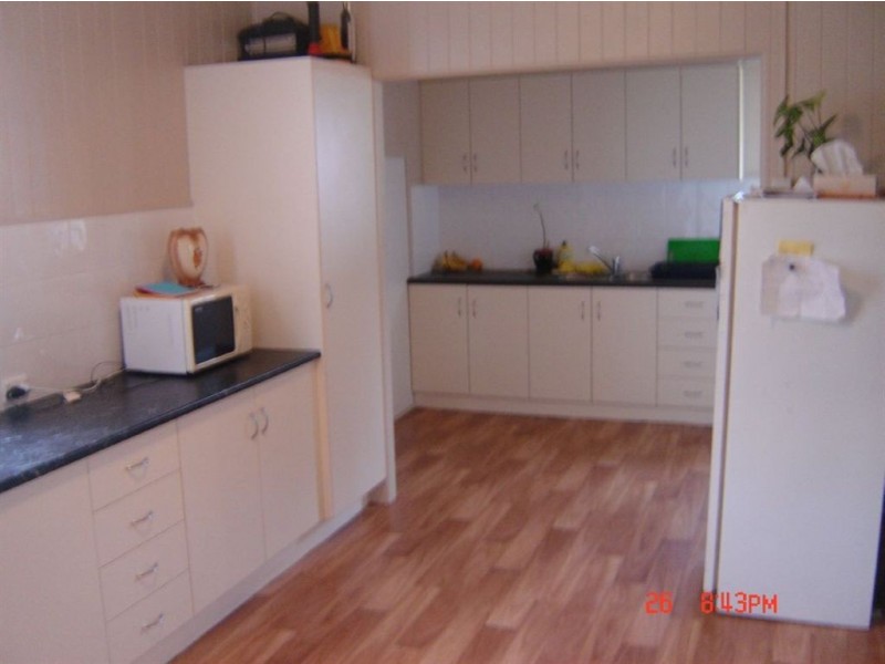 14 Cheetham Street, Cecil Plains QLD 4407