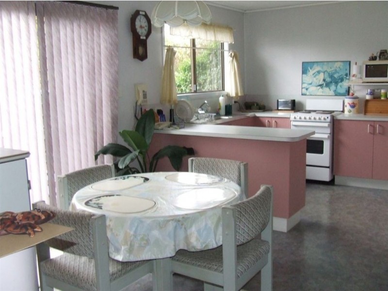 33 Station Street, Wyreema QLD 4352