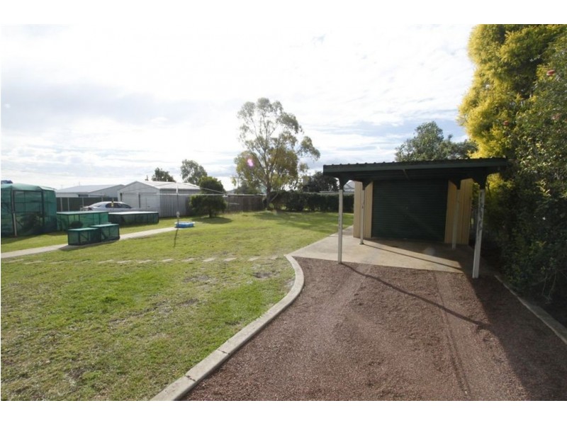 33 Station Street, Wyreema QLD 4352