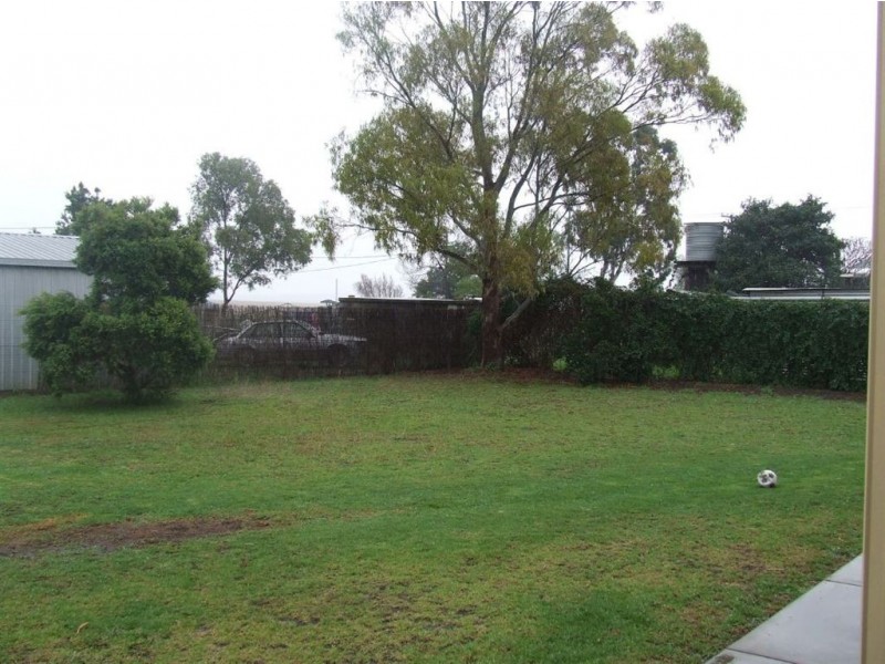 33 Station Street, Wyreema QLD 4352