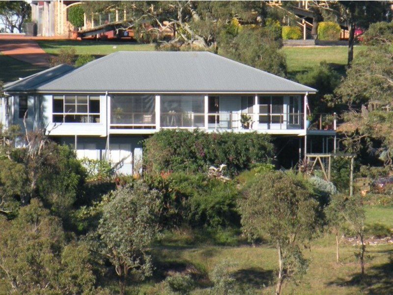 10 Hillview Court, Top Camp QLD 4350
