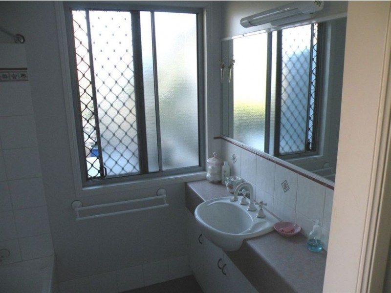 10 Hillview Court, Top Camp QLD 4350