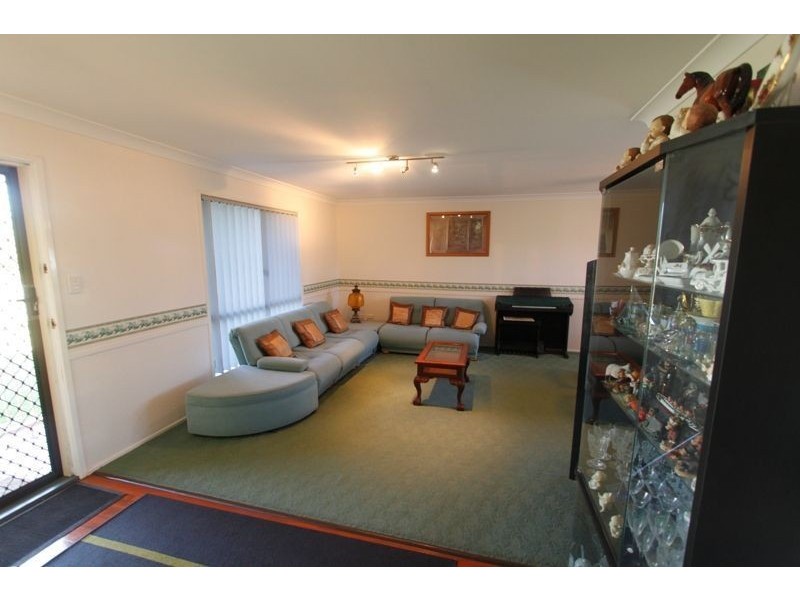 5 Black Court, Wilsonton QLD 4350