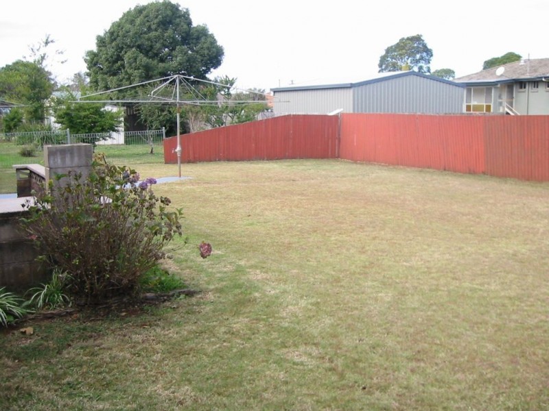 18 Friend Street, Harristown QLD 4350