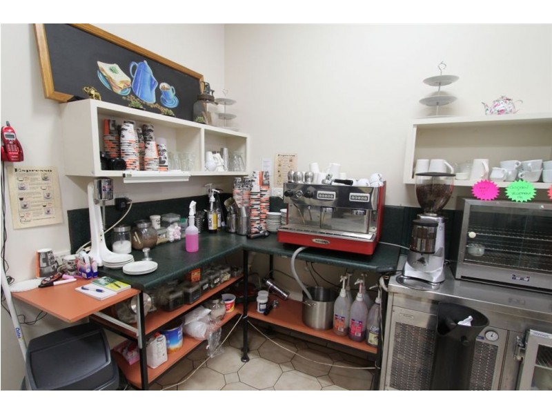 - Ruthven Street, Toowoomba QLD 4350