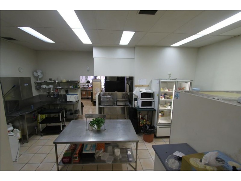 - Ruthven Street, Toowoomba QLD 4350