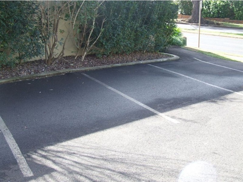 227 West Street, Harristown QLD 4350