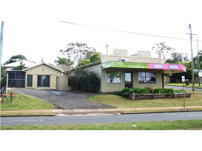 227 West Street, Harristown QLD 4350