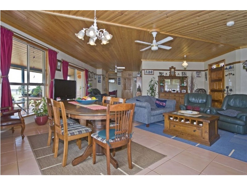 27 Newmans Road, Vale View QLD 4352