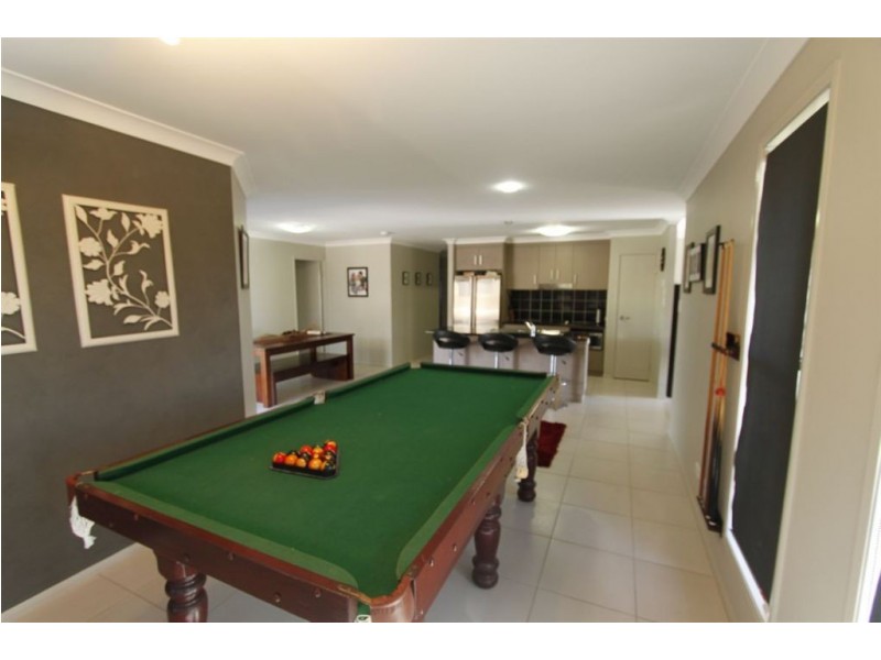 38 Whitman Street, Westbrook QLD 4350