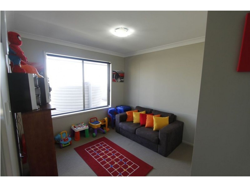 38 Whitman Street, Westbrook QLD 4350