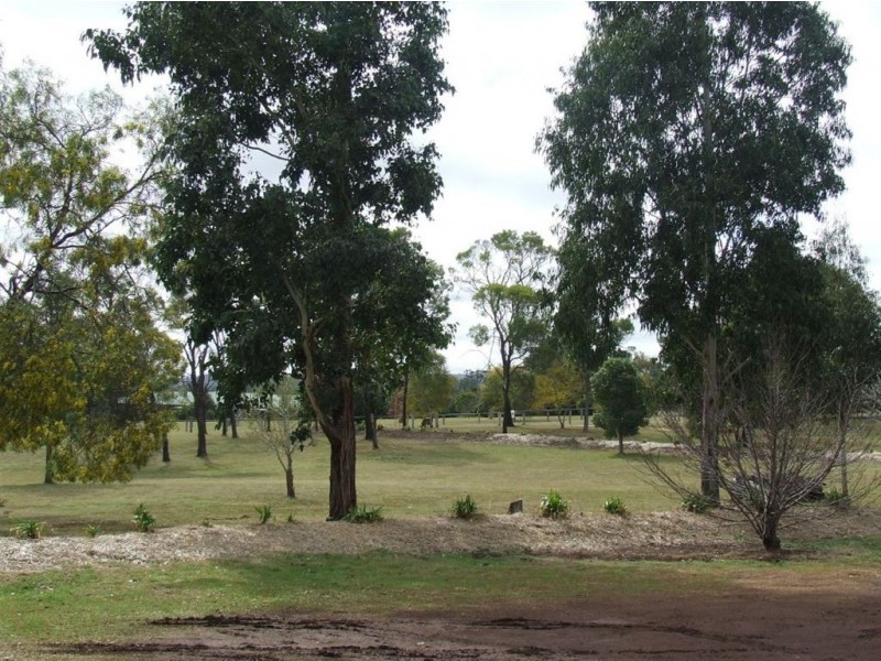 73 Reushle Road, Cabarlah QLD 4352