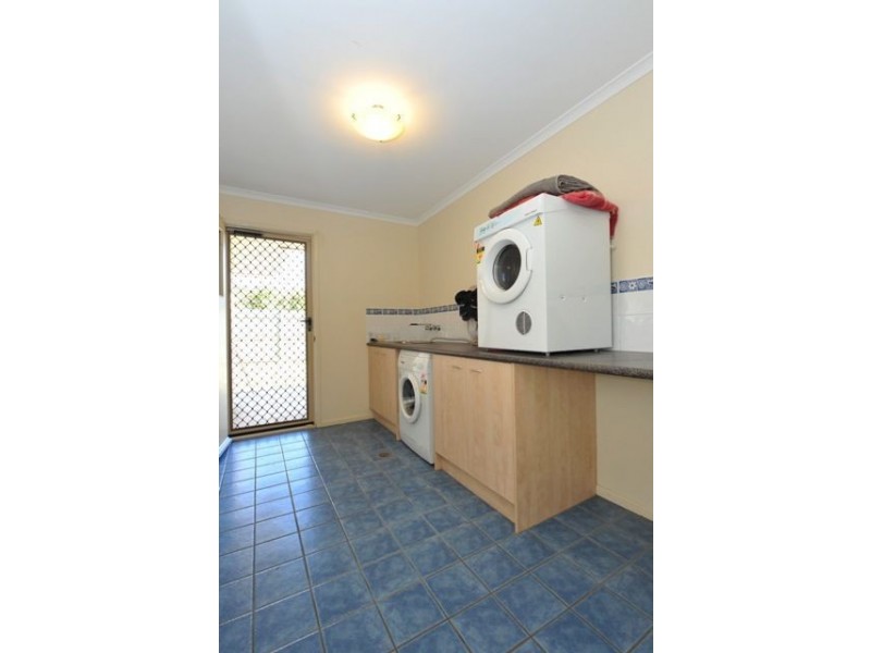 2 Sinclair Street, Wyreema QLD 4352