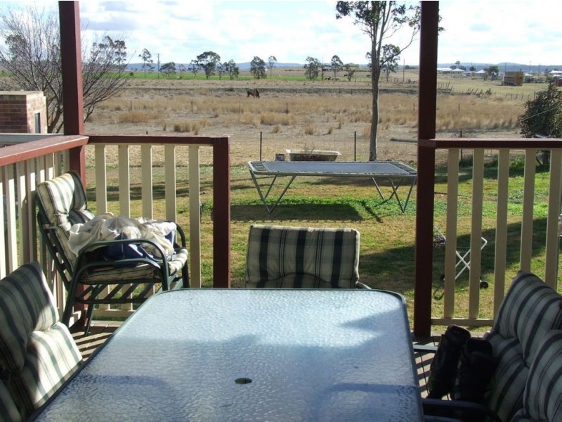 1 James Street, Cambooya QLD 4358