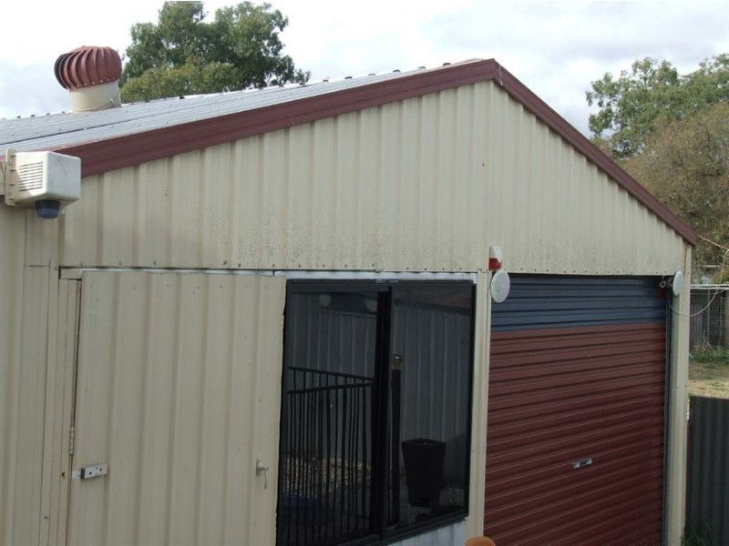 15 Alfred Street, Cambooya QLD 4358