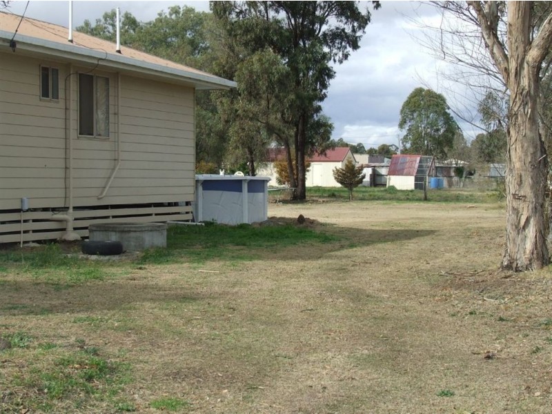 15 Alfred Street, Cambooya QLD 4358