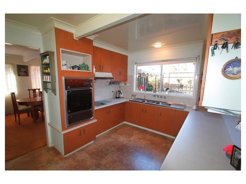 40 Cleary Street, Centenary Heights QLD 4350