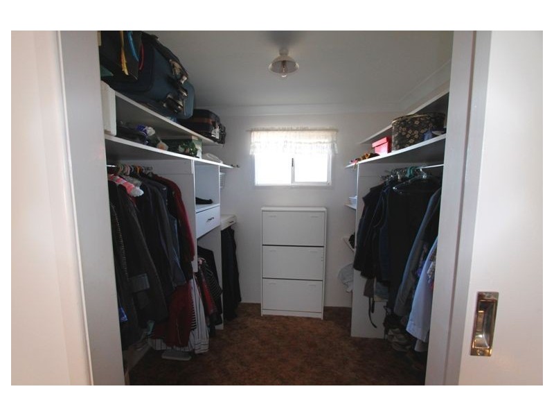 40 Cleary Street, Centenary Heights QLD 4350