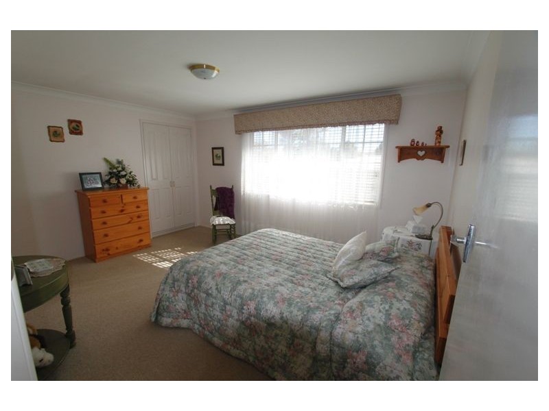 40 Cleary Street, Centenary Heights QLD 4350