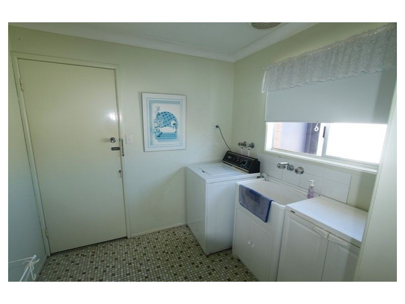 40 Cleary Street, Centenary Heights QLD 4350