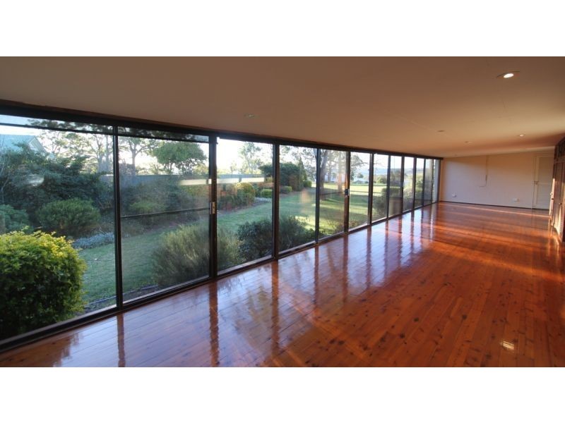 10 Cotswold Close, Cotswold Hills QLD 4350