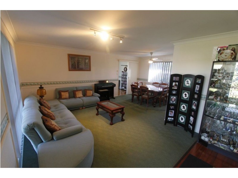 5 Black Court, Wilsonton QLD 4350